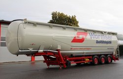 Support cylinders from Neumeister ensure a secure stand of vehicles.