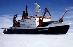 Ein Knickzylinder von Neumeister Hydraulik trotzt im Schiffsdeckkran des Forschungsschiffes MS Polarstern Wind und Wetter!